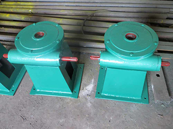 手搖螺桿啟閉機